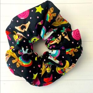 FREE W/ $10+ Purchase: Jojo Siwa Scrunchie